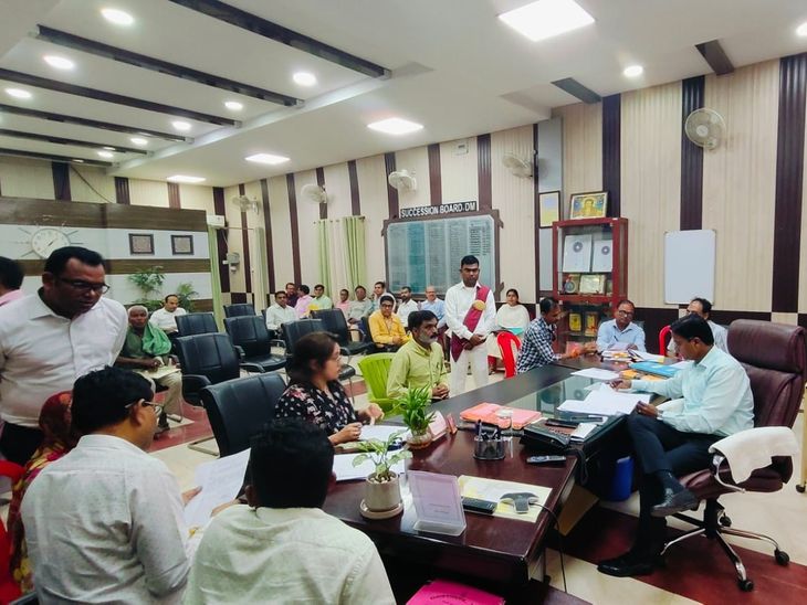 Darbhanga Commissioner जनसुनवाई | Issues Resolution; DM Review Meeting