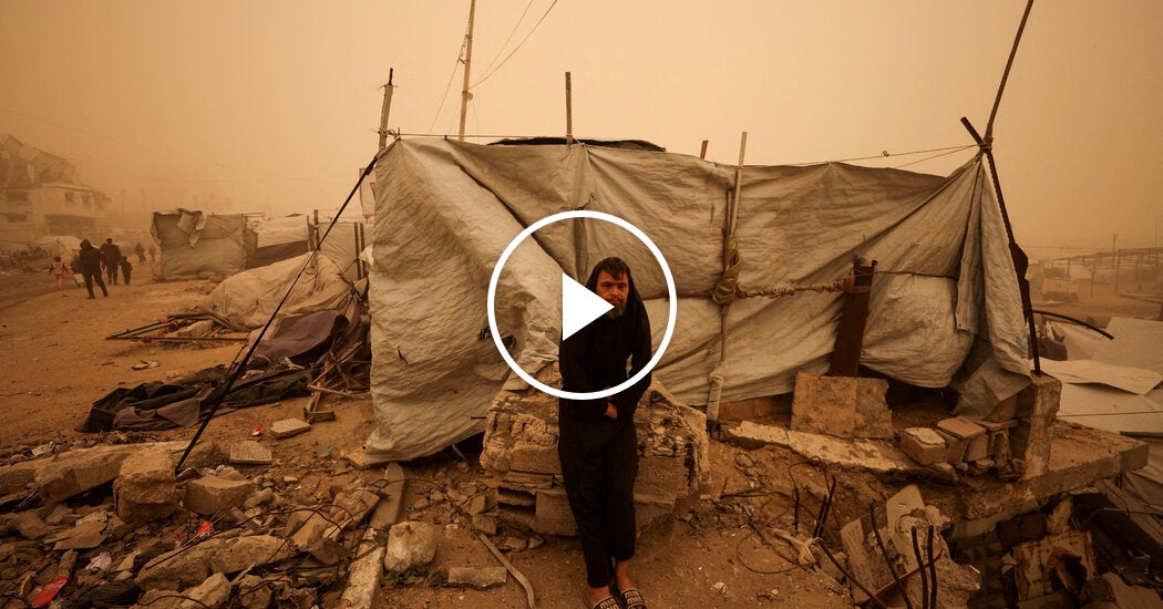 Sandstorm Batters Gaza, Destroying Makeshift Shelters