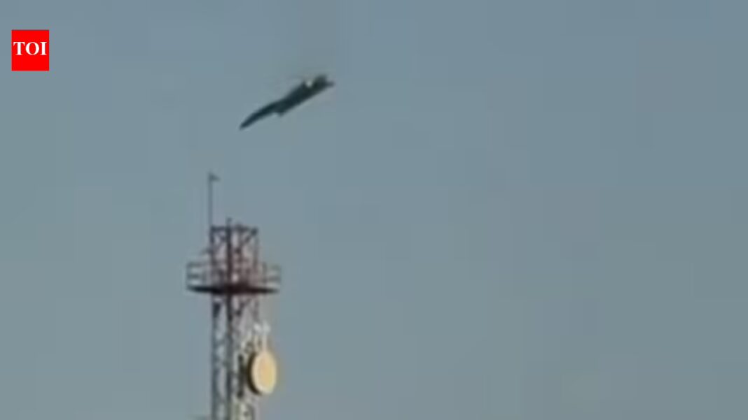 US-Iran war: ‘Several’ American warplanes crash in Kuwait, crew survive US-Iran war: 'Several' American warplanes crash in Kuwait, crew survive