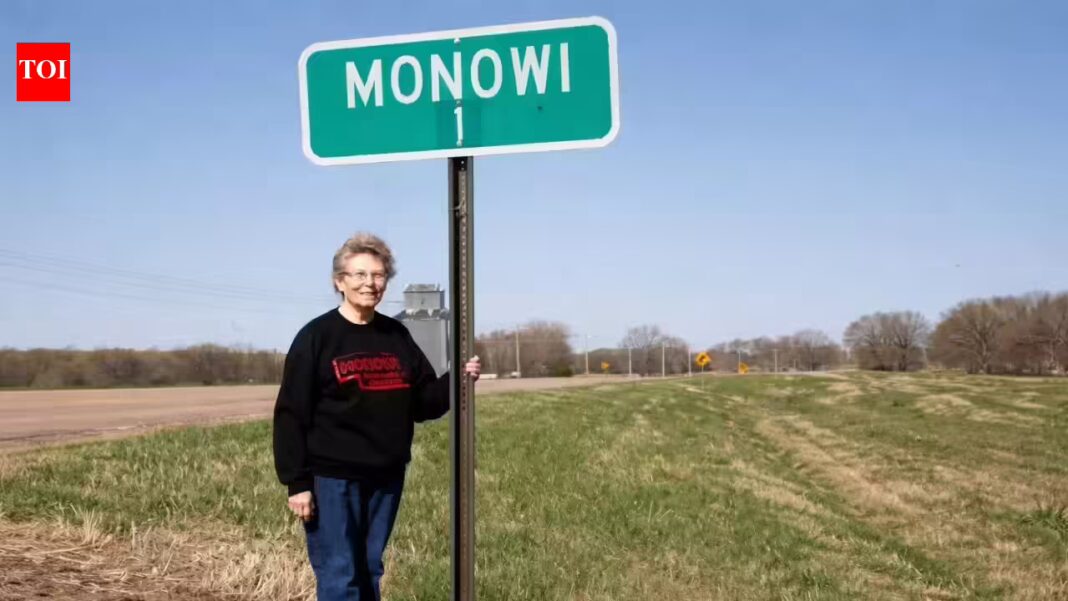 She votes for herself, becomes mayor and approves her own liquor licence: Inside America’s town of one | World News She votes for herself, becomes mayor and approves her own liquor licence: Inside America’s town of one | World News