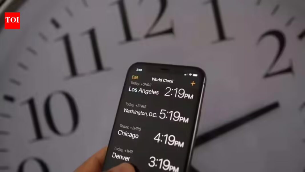 Did the time change last night? Here's what happened on Daylight Saving Time 2026