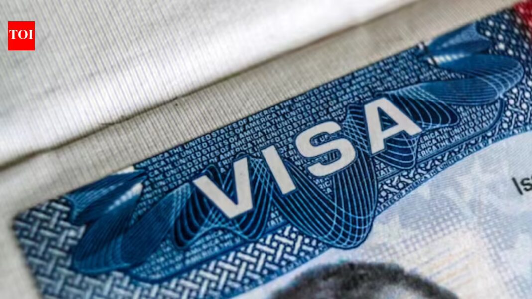 7-year visa fraud scheme exposed in Texas: Two charged over fake H-1B and green card applications