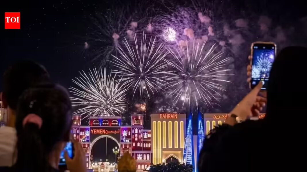 Dubai Global Village: UAE News: Dubai Global Village cancels Eid Al Fitr fireworks, remains closed until further notice | World News