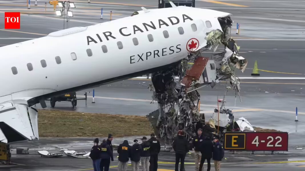 Is LaGuardia Airport open? Hundreds of flights disrupted after fatal runway collision in New York