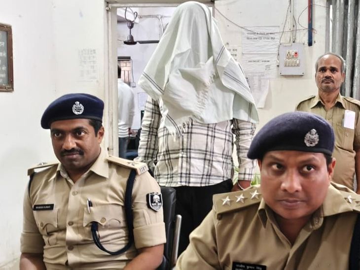 प्रेमिका से शादी करने पहुंचे युवक की पीट-पीटकर हत्या:सीतामढ़ी में सरपंच गिरफ्तार, मंदिर से जबरन उठाया गया था युवक