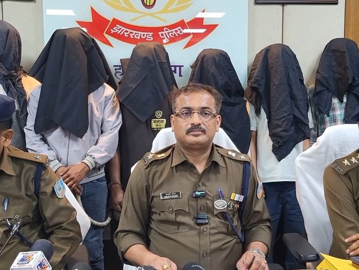 हजारीबाग में दोहरे हत्याकांड का खुलासा, 7 आरोपी गिरफ्तार:5 मार्च को नापोखुर्द में आपसी विवाद में की थी वारदात, 6 लोग हुए थे जख्मी