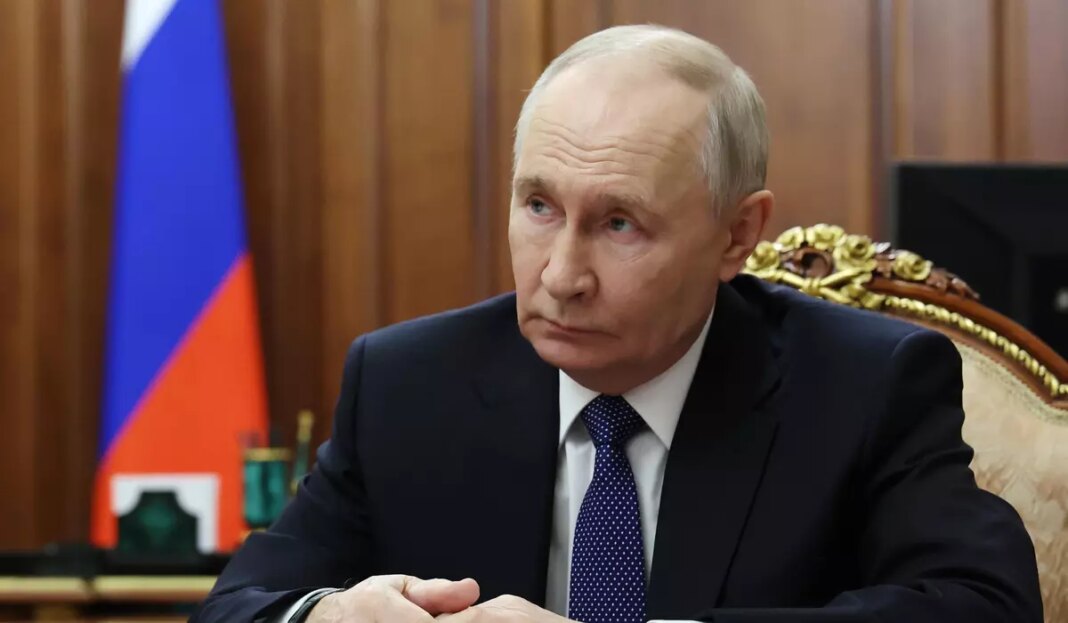 Russia sending drones, food and medicine to Iran, report says