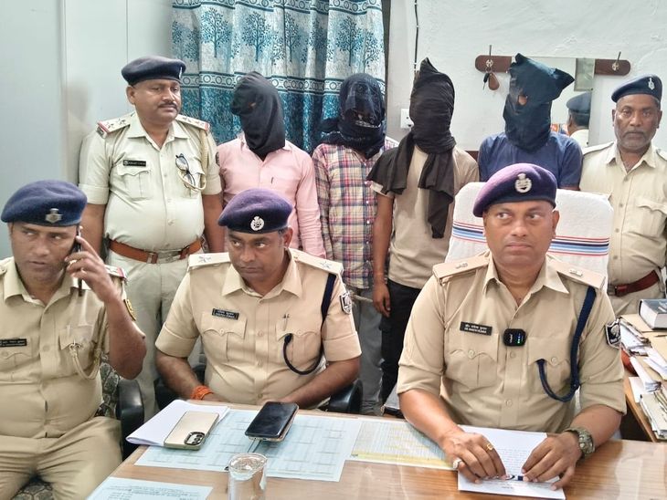 शेखपुरा में अंतरजिला बाइक चोर गिरोह का खुलासा:4 गिरफ्तार, 6 चोरी की बाइक बरामद, नालंदा में छापेमारी