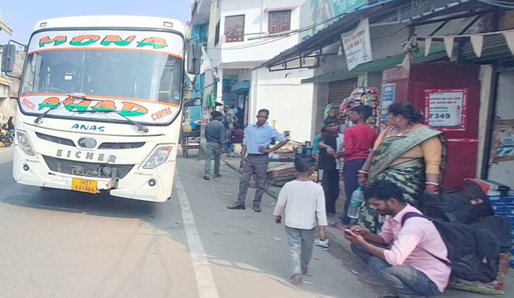 डीटीओ ने वाहन जांच अभियान चलाया , चार यात्री बसों पर लगाया पच्चीस हजार का जुर्माना