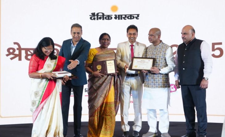 बोकारो के अनंत को दैनिक भास्कर ने दिया सर्वश्रेष्ठ शिक्षक का सम्मान