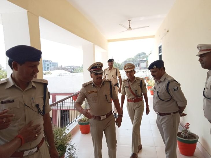 मगध रेंज के आईजी अरवल पहुंचे:अनुमंडल कार्यालय का निरीक्षण कर दिए आवश्यक निर्देश