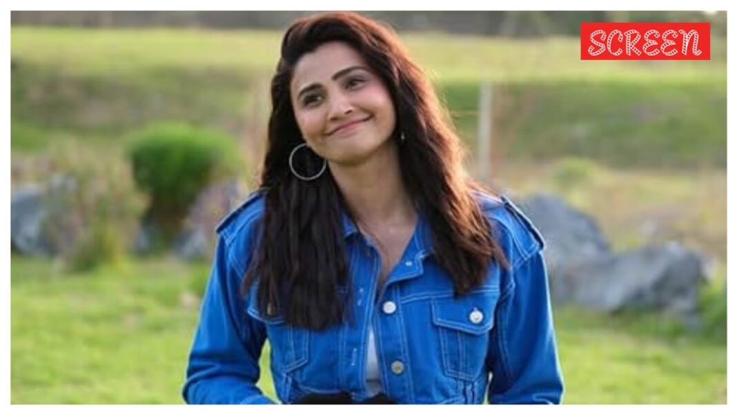 Daisy Shah reveals she’s frozen her eggs, says can ‘become a mother whenever I want’: ‘You don’t need to get married to have a family’ | Bollywood News Daisy shah.jpg