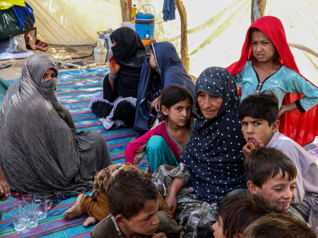 Nearly 66,000 Afghans displaced amid fierce fighting on Pakistan border: UN | Conflict News