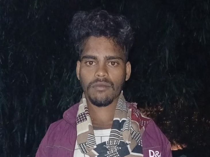 सुपौल में रेलिंग से टकराई बाइक, दो युवकों की मौत:NH-27 पर क्वार्टर चौक के पास हुआ हादसा, जरूरी काम से दोनों निकले थे बाहर