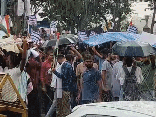 TRE-4 Protest | Patna College to CM House Notification Demand