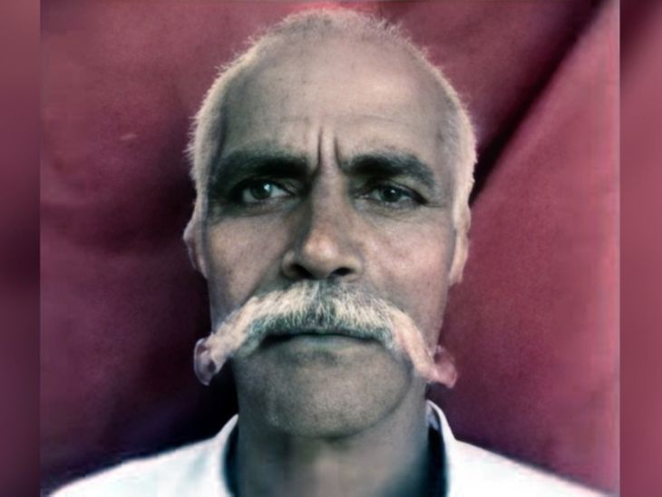 श्राद्ध में गए बुजुर्ग की धारदार हथियार से हत्या:दो दिन बाद जंगल में मिला शव, चेहरे पर मिले धारदार हथियार से वार के निशान श्राद्ध में गए बुजुर्ग की धारदार हथियार से हत्या:दो दिन बाद जंगल में मिला शव, चेहरे पर मिले धारदार हथियार से वार के निशान