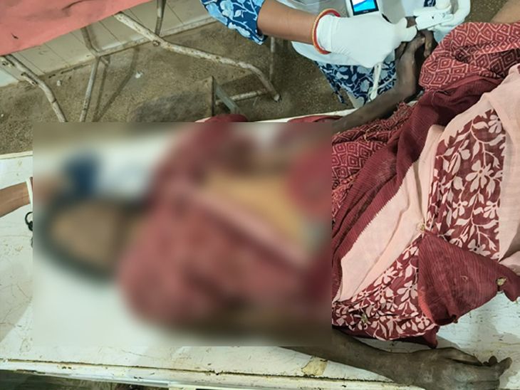 बच्चा चोरी के शक में विक्षिप्त महिला की पीटकर हत्या:गुमला में भीड़ ने वारदात को अंजाम दिया, मृतका के परिजनों की तलाश कर रही पुलिस