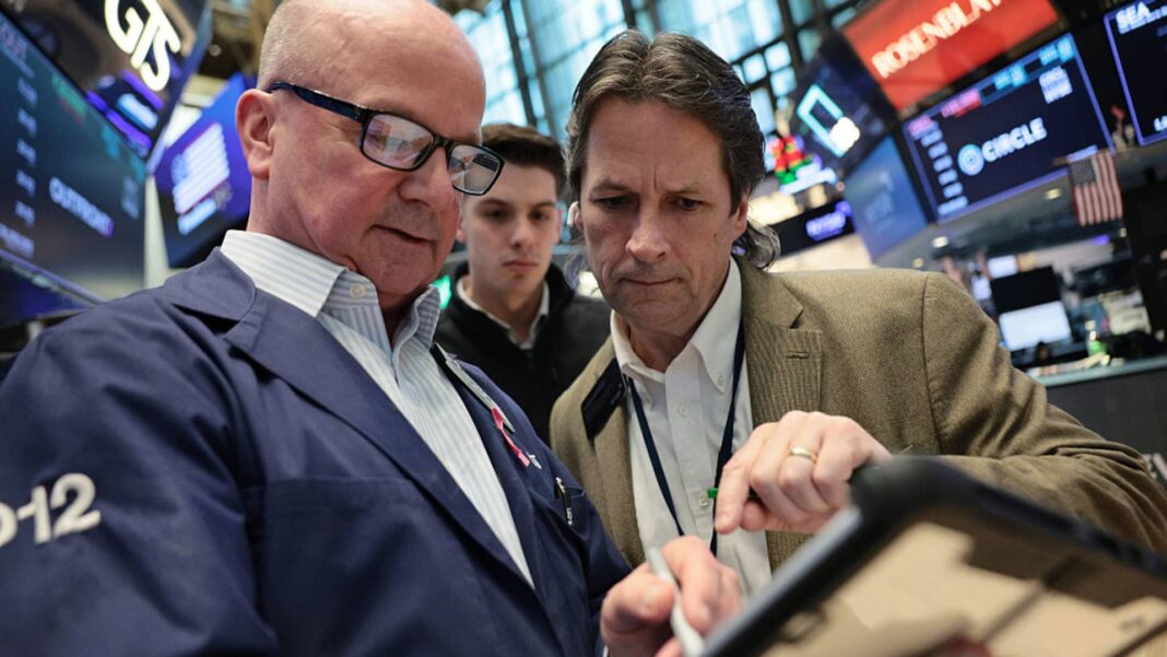 108294021 1776698407435 gettyimages 2272216152 mms10547 t70tsaww.jpeg