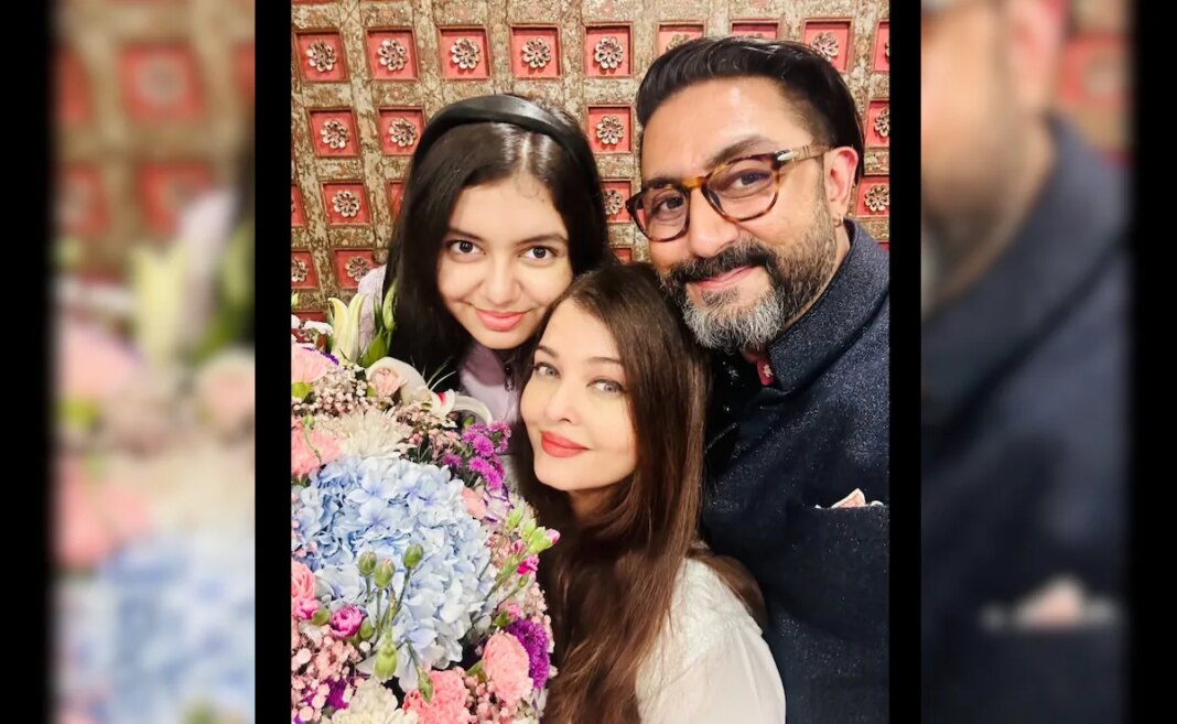 Aishwarya Rai Celebrates 19th Wedding Anniversary With Abhishek Bachchan And Aaradhya, See Pics
