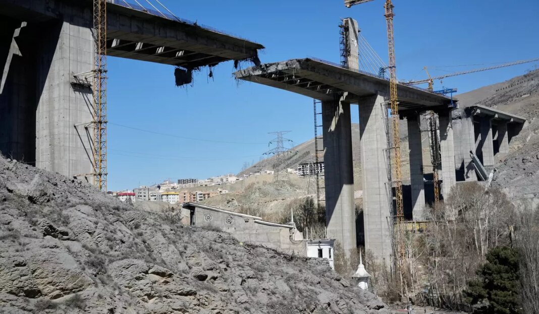 Iran War 89132 c0 250 6000 3750 s1200x700.jpg