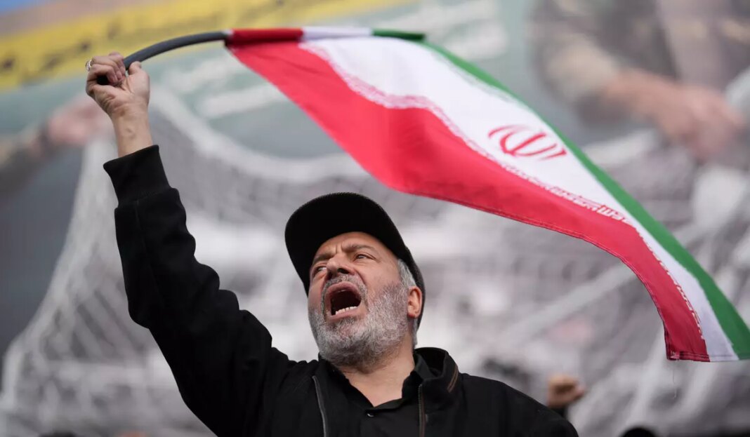 Trump says U.S. will ‘dig up’ uranium buried in Iran; Iran does not confirm Iran War 7633 c0 250 6000 3750 s1200x700.jpg