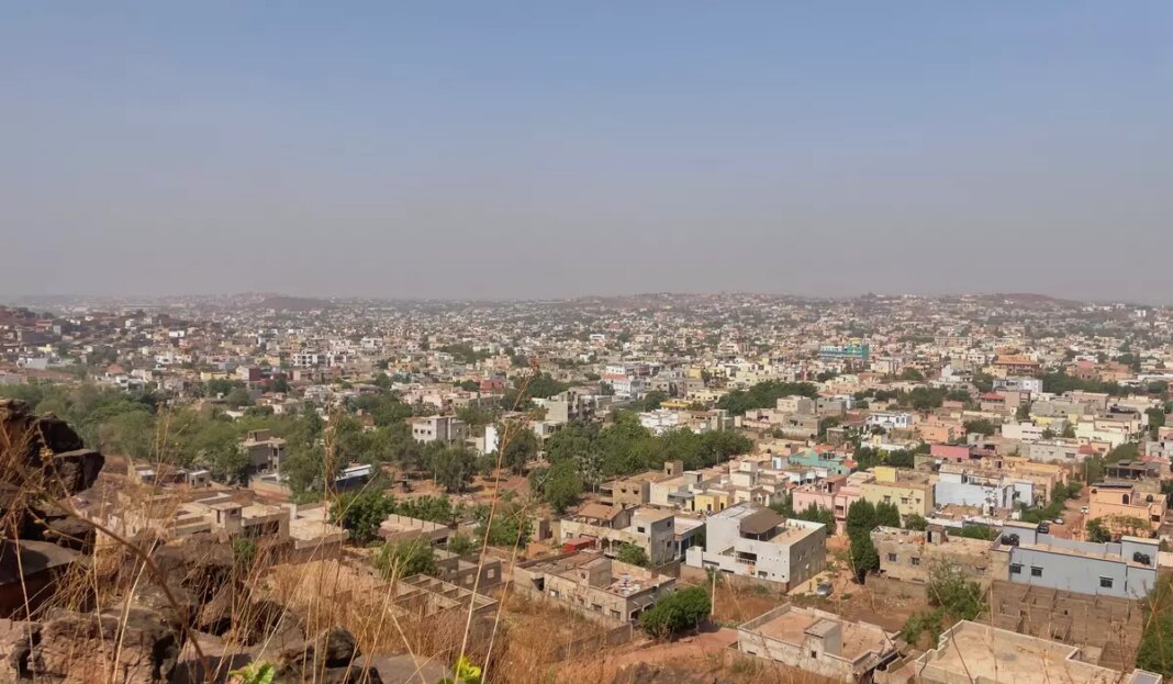 Mali Gunfire 96781 c0 336 4032 2688 s1200x700.jpg