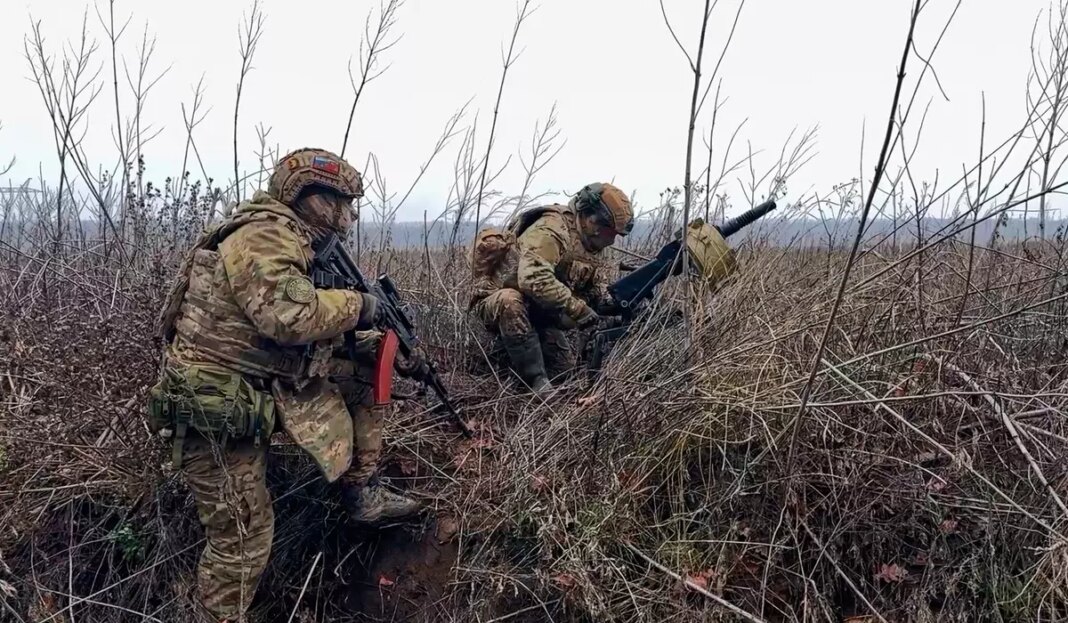 Russia Ukraine 38383 c0 193 4641 2900 s1200x700.jpg