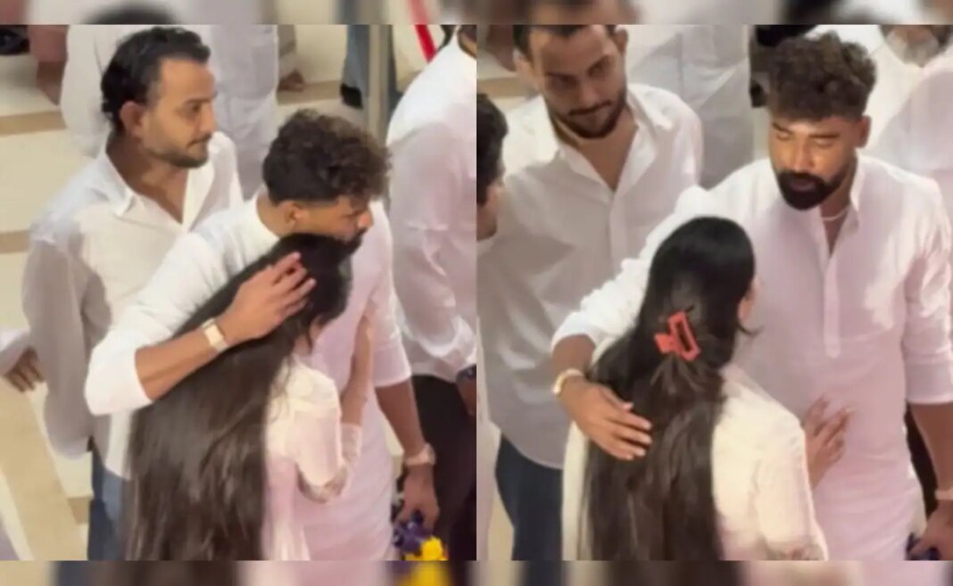 Mohammed Siraj Consoles Zanai Bhosle At Asha Bhosle’s Funeral