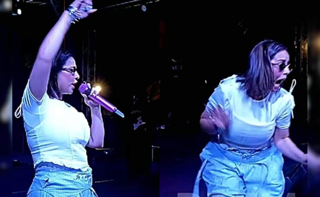 Sunanda Sharma Panics, Halts Ghaziabad Concert Midway After Fan Rushes To Stage. Watch Q1a1m2rs sunanda sharma 625x300 05 April 26.jpg