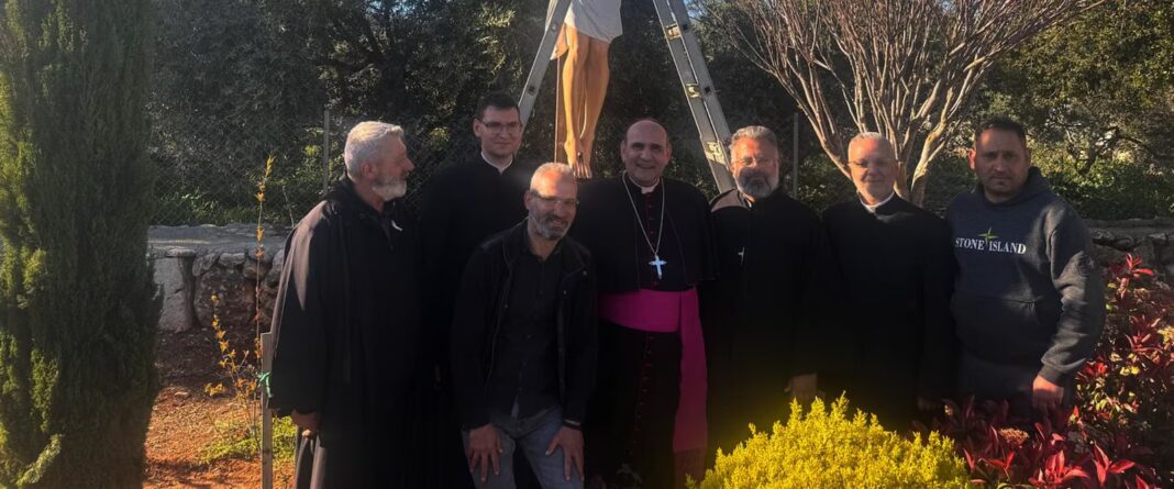 Wirestory e0eae9e5c2a3b735548b71928fa93f55 12x5.jpg