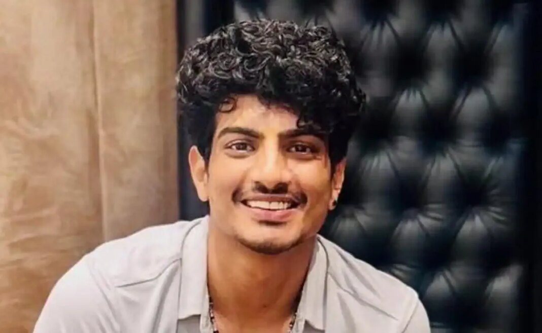 9kdjksvg palash muchhal 625x300 06 May 26.jpg