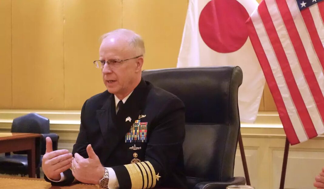 Navy Leader Aircraft Carriers 86178 c0 422 5057 3371 s1200x700.jpg