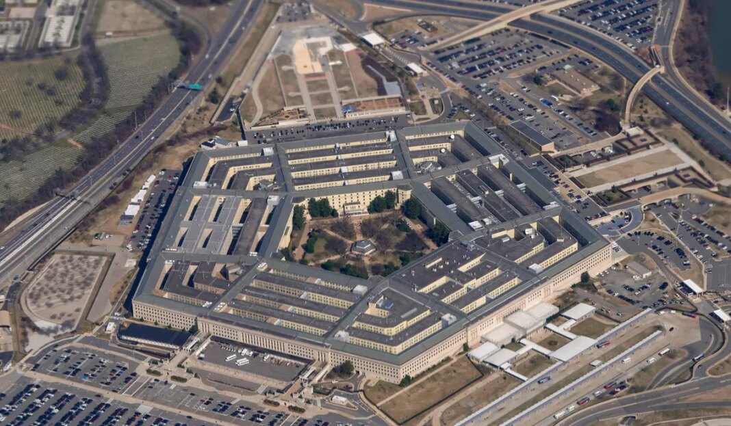 Trump UFOs 12 8 c0 0 5396 3147 s1200x700.jpg