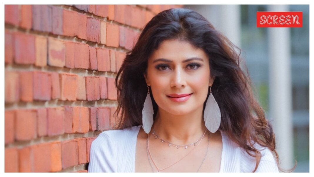 Pooja Batra forced to do splits in front of camera to make insecure heroes look taller: ‘I lost films due to my height’ | Bollywood News