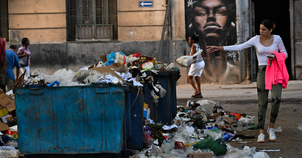 00int cuba trash01 photo bwtz facebookJumbo.jpg