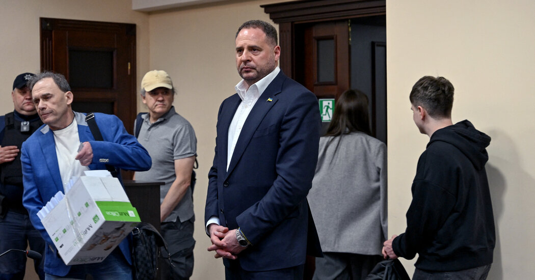 01int ukraine corruption 01 jmzg facebookJumbo.jpg