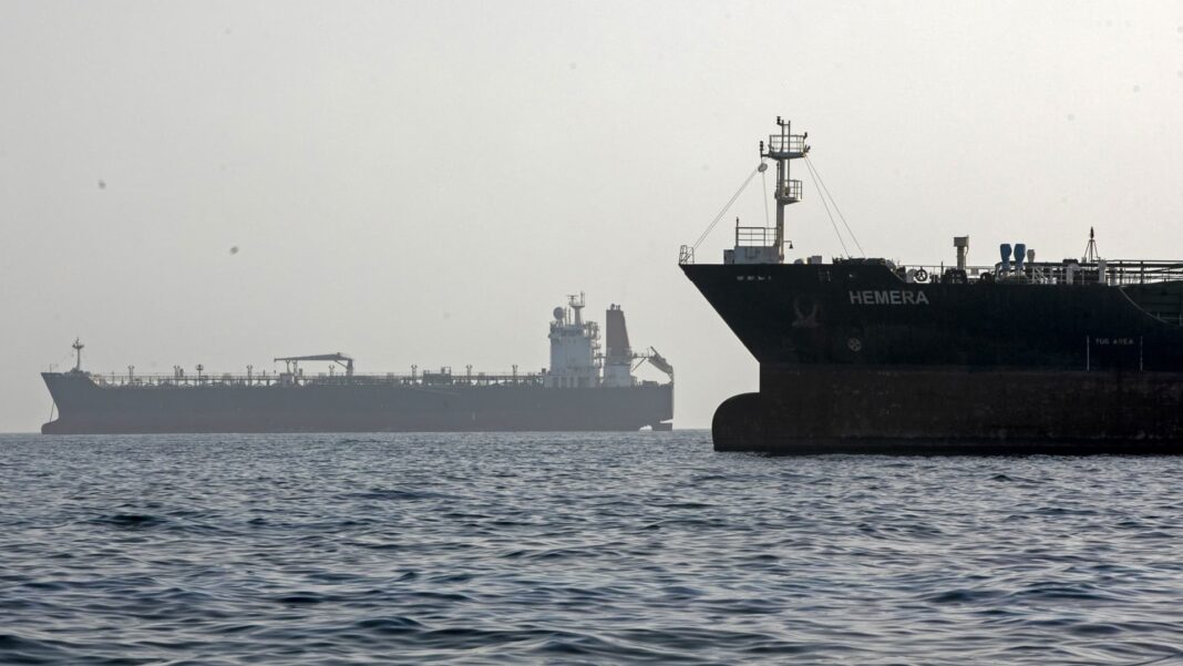 U.S., Iran intensify attacks as ceasefire frays, peace talks stall
