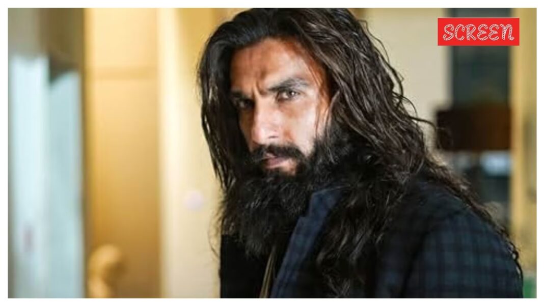 Ranveer Singh ‘ban’ an ‘ugly conspiracy’ against Dhurandhar, Aditya Dhar: Shobhaa De | Bollywood News