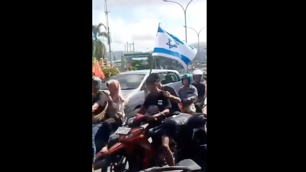 V2 israeli flag raised wide thumb 1782740221.png