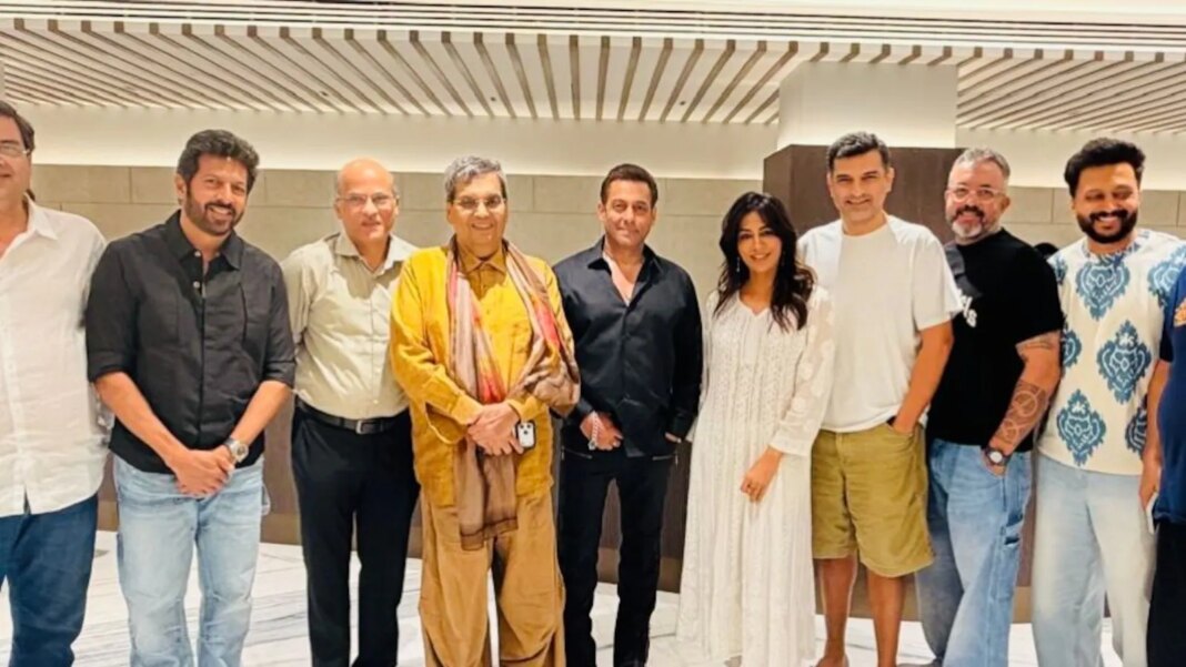 Salman Khan Hosts Private Screening Of Maatrubhumi For Subhash Ghai, Sooraj Barjatya And Other Close Friends
