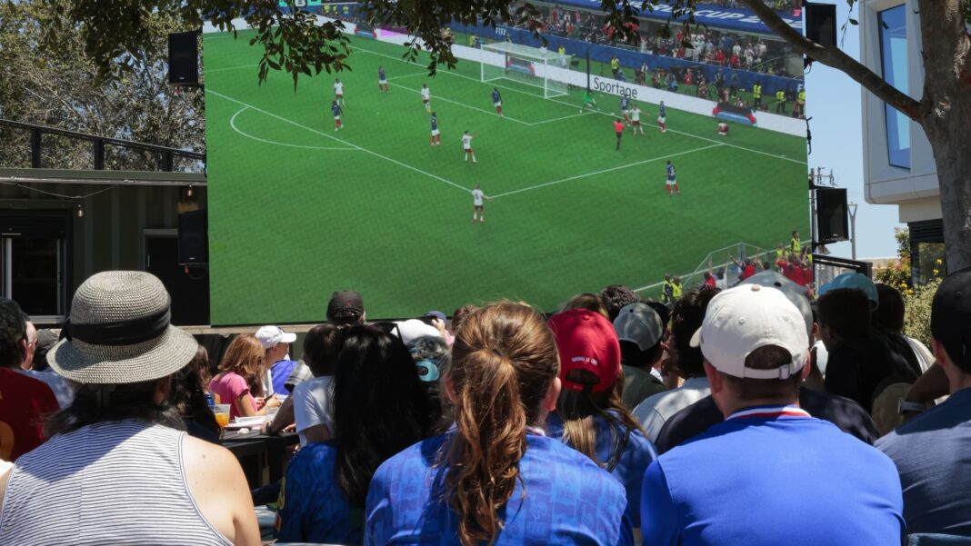 World Cup watch parties gave bars and restaurants a needed boost, Fed says