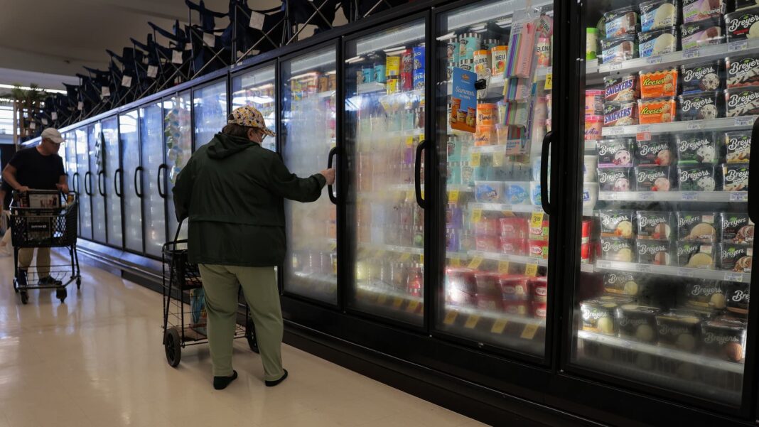 U.S. economy slowed to 1.5% growth rate in Q2; June core inflation at 3.3%