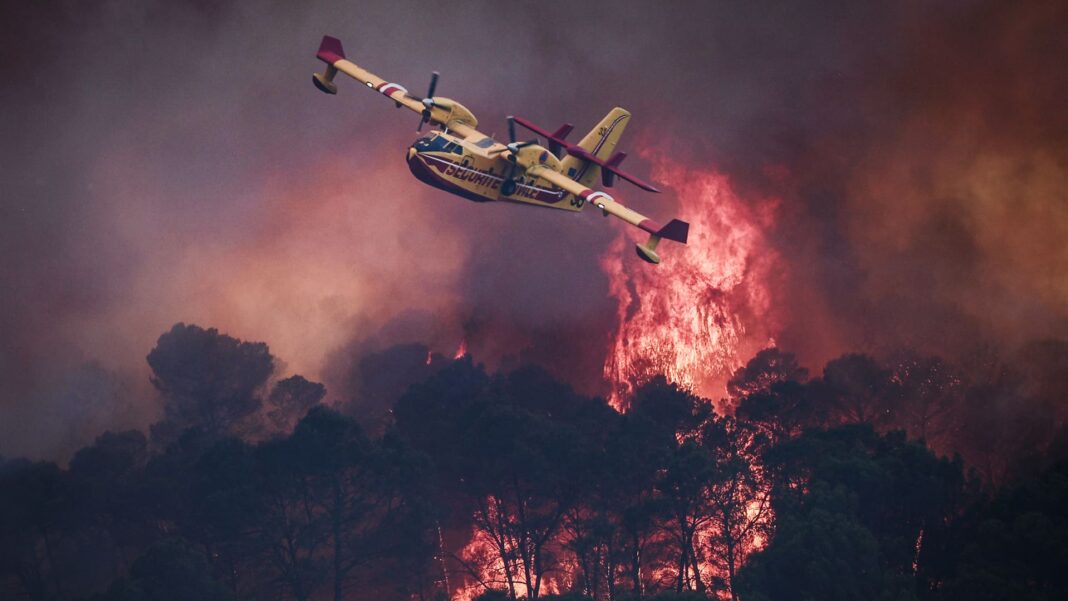 fire cloud ravaging France, Spain regions