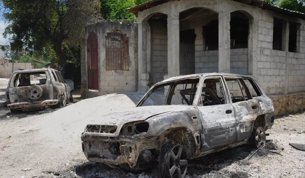 Haiti UN Gangs 14514 c0 360 8640 5400 s1200x700.jpg