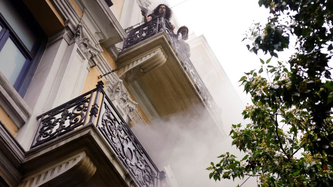 Greek police arrest 2 people over 2010 fatal arson attack on Athens bank