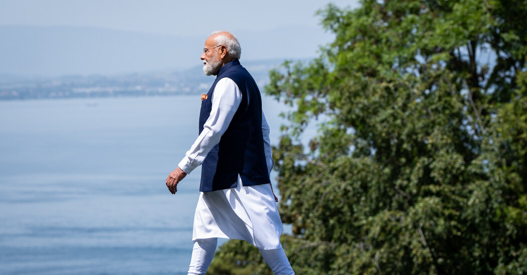 00INT INDIA MODI 01 ptzm facebookJumbo.jpg