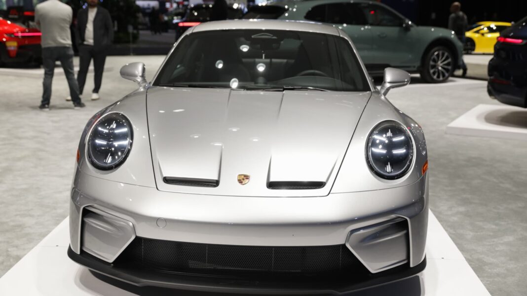 108287624 1775513335373 NYIAS 04022026 DeVries 139.jpg