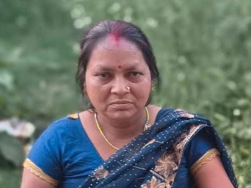 बांका में राखी बांधकर लौट रही महिला की मौत:तेज रफ्तार बाइक की टक्कर से हादसा, बेटा भी घायल; अस्पताल में चल रहा इलाज