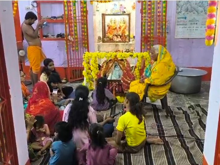 तारापुर में पांच दिवसीय झूलनोत्सव का समापन:राधा-कृष्ण की विशेष पूजा, भक्ति गीतों से गूंजा क्षेत्र