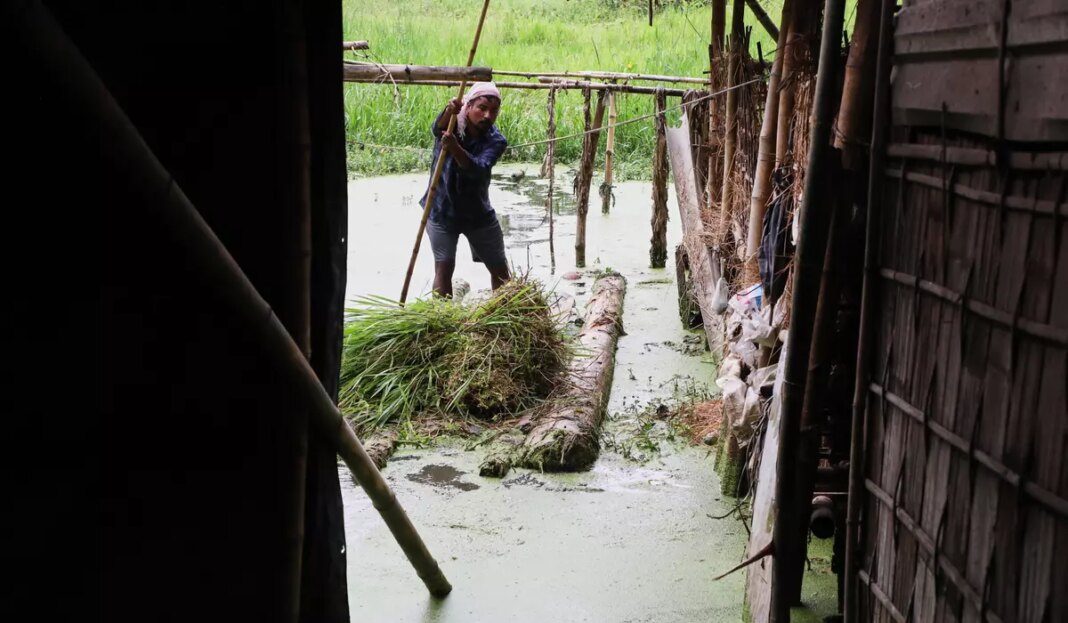 India Extreme Weather Floods 84425 c0 80 1920 1200 s1200x700.jpg